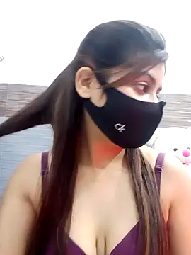 Hoty-Shivangi online show from 12-15-24, 06:26