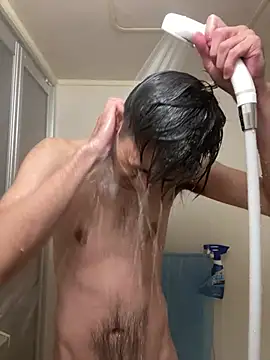 Snapshot of ryusei18570 chatting on 02-13-25, 02:42 ryusei18570 online show from 02-13-25, 02:42