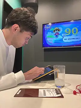 Snapshot of ryusei18570 chatting on 03-15-25, 08:26 ryusei18570 online show from 03-15-25, 08:26