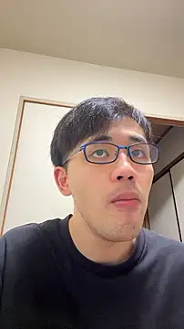 Snapshot of ryusei18570 chatting on 10-07-25, 12:35 ryusei18570 online show from 10-07-25, 12:35