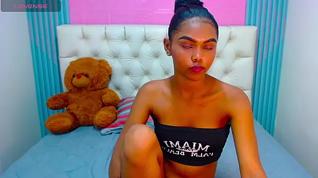 Snapshot of Melody_Stan chatting on 12-15-24, 03:53 Melody Stan online show from 12-15-24, 03:53