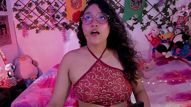 Snapshot of cutepie_uwu_ chatting on 02-02-25, 04:37 cutepie uwu  online show from 02-02-25, 04:37