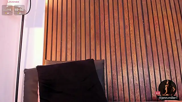 Snapshot of Jennmiiller_ chatting on 03-12-25, 03:07 Jennmiiller online show from 03-12-25, 03:07