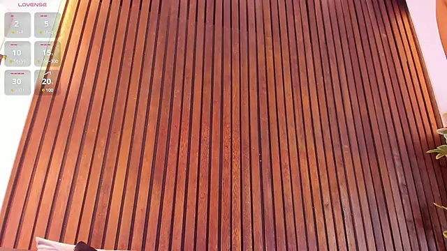 Snapshot of Jennmiiller_ chatting on 03-20-25, 05:58 Jennmiiller online show from 03-20-25, 05:58