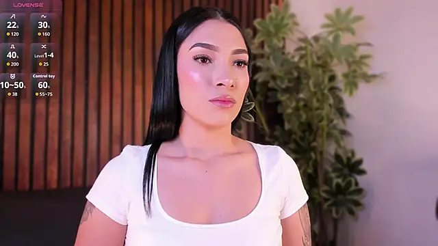 Snapshot of Jennmiiller_ chatting on 11-07-25, 12:27 Jennmiiller online show from 11-07-25, 12:27