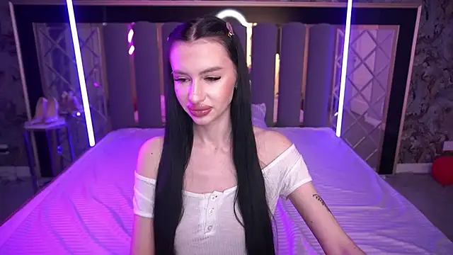 Snow WhiteeeX online show from 03-21-26, 06:40