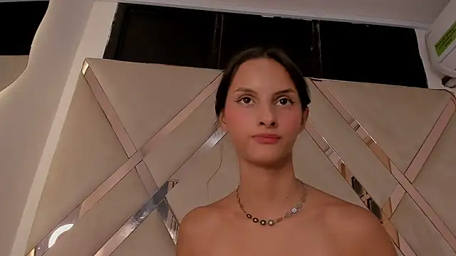 Snapshot of ninaht chatting on 02-20-25, 09:31 ninaht online show from 02-20-25, 09:31