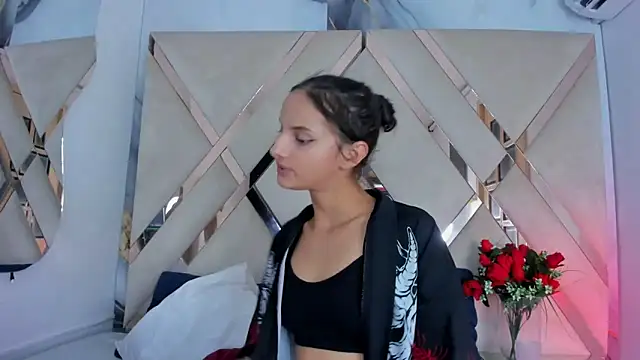 Snapshot of ninaht chatting on 10-20-25, 08:53 ninaht online show from 10-20-25, 08:53