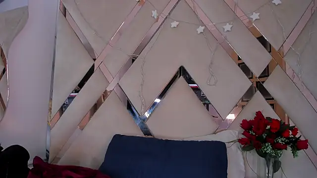 ninaht online show from 01-10-26, 08:54