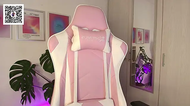 Liujunne2 online show from 09-10-25, 11:49