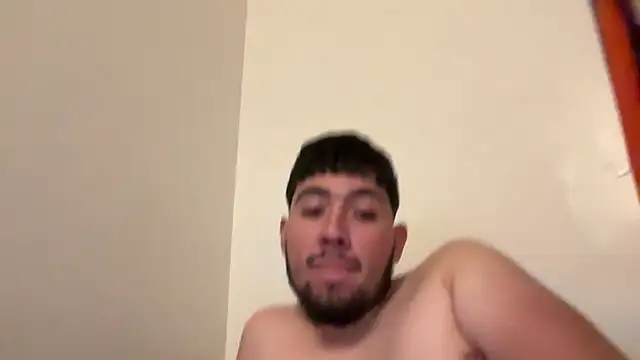 Snapshot of hornycollegestudenthung chatting on 02-15-25, 06:02 hornycollegestudenthung online show from 02-15-25, 06:02