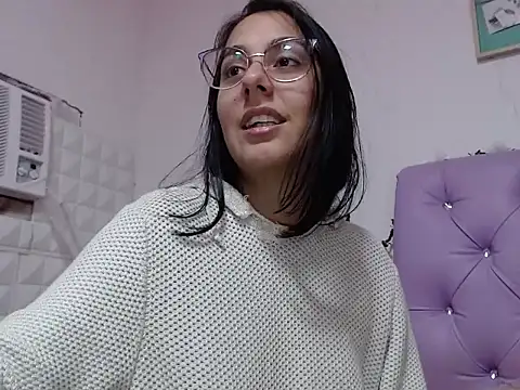 Snapshot of Freyja_01 chatting on 10-15-25, 10:21 Freyja 01 online show from 10-15-25, 10:21