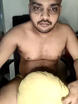 Mr Handsome hunk online show from 10-27-25, 05:39