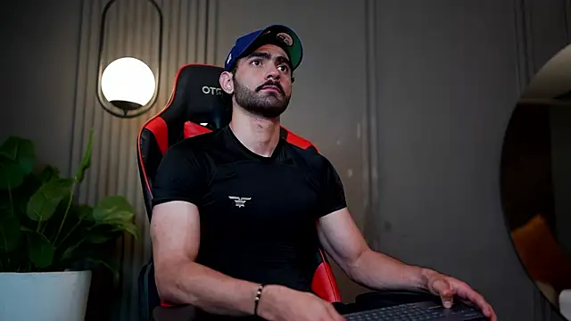 Austin bolt online show from 12-18-24, 05:15