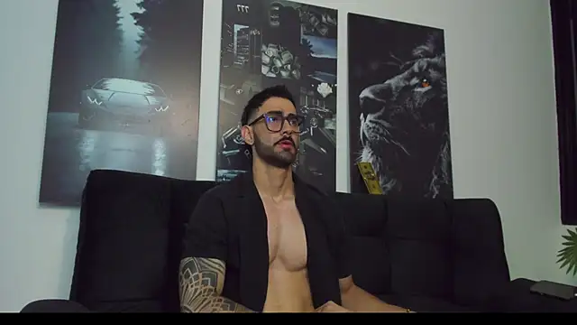 Austin bolt online show from 02-07-25, 01:47