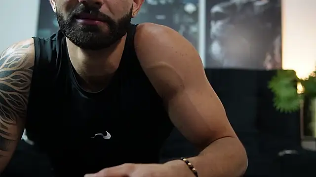 Austin bolt online show from 10-08-25, 02:31