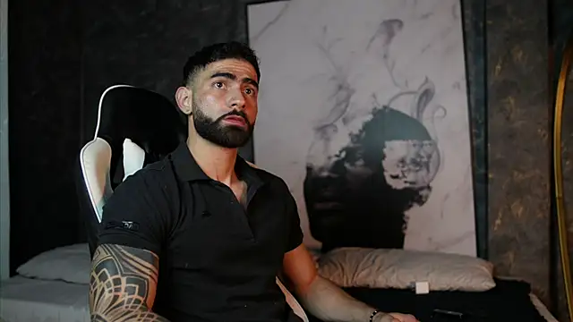 Snapshot of Austin_bolt chatting on 11-12-25, 03:29 Austin bolt online show from 11-12-25, 03:29