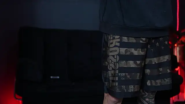 Snapshot of Austin_bolt chatting on 11-29-25, 05:43 Austin bolt online show from 11-29-25, 05:43