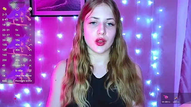 Snapshot of PureAlisMiracle chatting on 02-15-25, 08:33 PureAlisMiracle online show from 02-15-25, 08:33