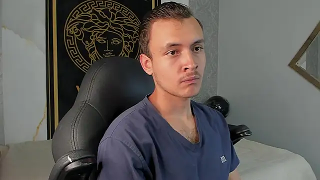 Desmon Clark online show from 01-10-25, 02:04