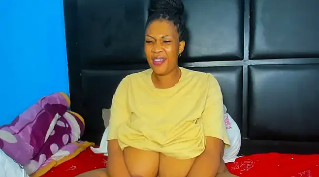 Sweetdelight86 online show from 02-08-25, 11:13