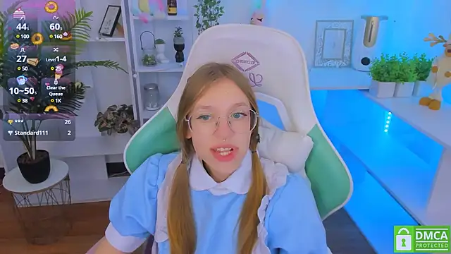 LayriantaVee online show from 01-18-25, 11:00