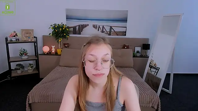 LayriantaVee online show from 03-02-25, 10:03