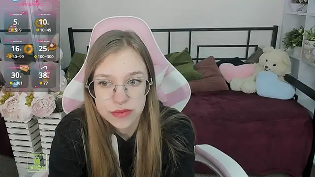 LayriantaVee online show from 04-19-26, 06:13