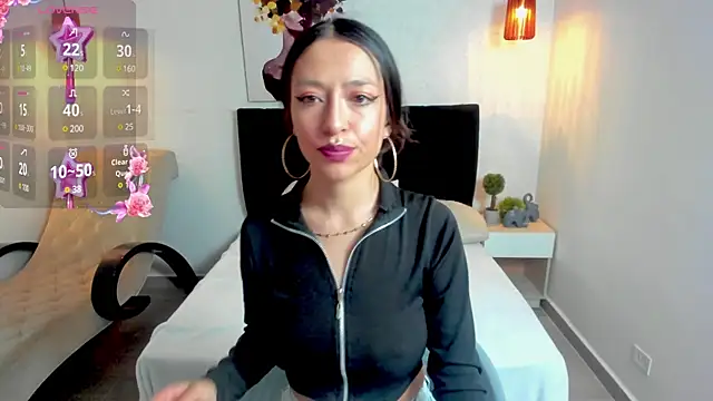 Scarlett  bell online show from 02-12-25, 12:44