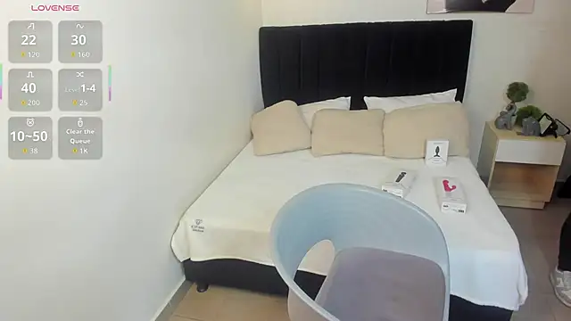 Scarlett  bell online show from 10-16-25, 01:34