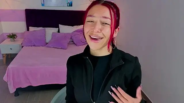 Scarlett  bell online show from 04-18-26, 01:26