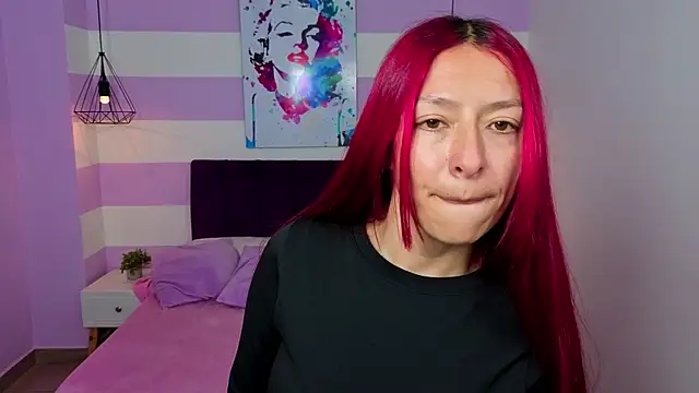 Snapshot of Scarlett__bell chatting on 05-04-26, 11:28 Scarlett bell online show from 05-04-26, 11:28