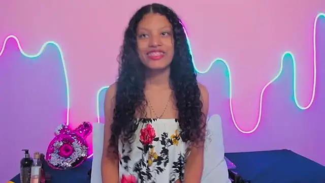 Snapshot of Mingie_Rouse chatting on 01-20-25, 11:56 Mingie Rouse online show from 01-20-25, 11:56