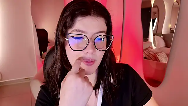 AmberFarrell online show from 02-07-26, 08:23