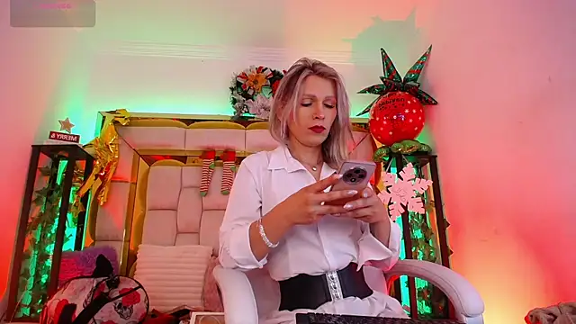 Princess Helena online show from 12-28-24, 04:19