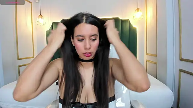 HannaPaola online show from 03-08-25, 10:45