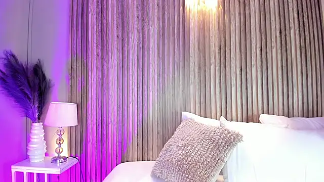 HannaPaola online show from 03-17-26, 10:35