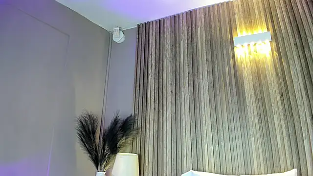 HannaPaola online show from 03-26-26, 10:26