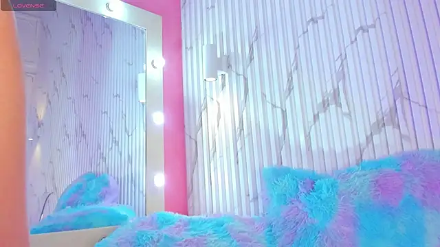 valentina lux online show from 10-16-25, 07:37