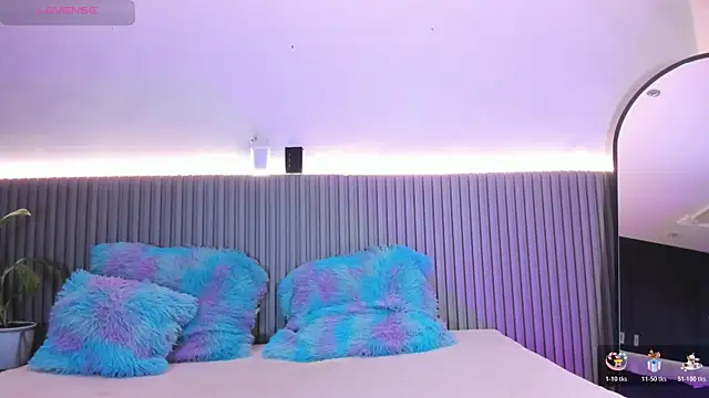 valentina lux online show from 12-20-25, 07:21