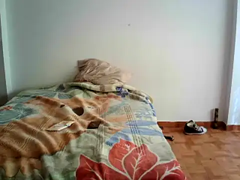 Snapshot of Hanna_Charming chatting on 02-05-25, 02:37 Hanna Charming online show from 02-05-25, 02:37