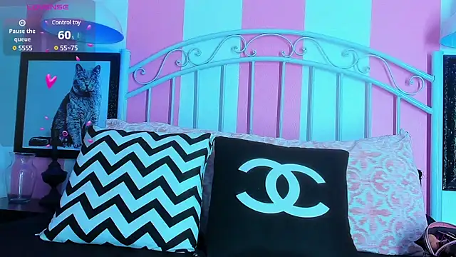 Liah Grey8 online show from 01-31-25, 08:54