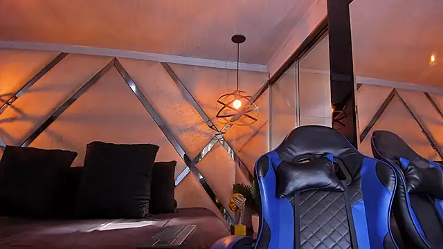 Liah Grey8 online show from 04-22-26, 09:16