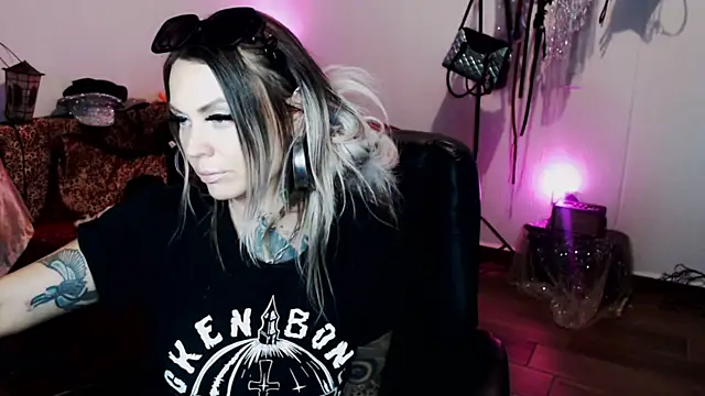 Snapshot of Ryder_D_Bauchery chatting on 03-18-25, 11:20 Ryder D Bauchery online show from 03-18-25, 11:20