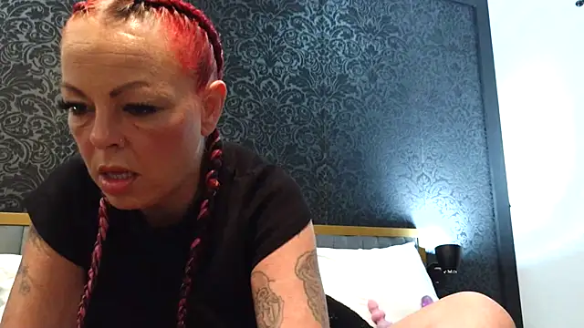 rileyraerhoads online show from 10-20-25, 01:17