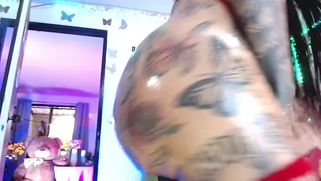 Snapshot of goddess_BigassCock chatting on 02-19-26, 08:49 goddess BigassCock online show from 02-19-26, 08:49