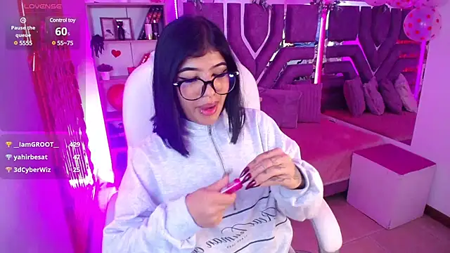 AliceWalker 11 online show from 02-13-25, 02:12