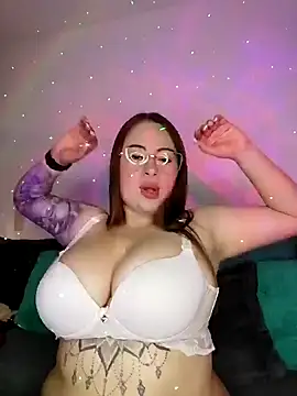 soofy   online show from 10-09-25, 02:09