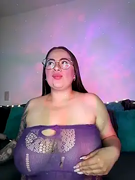 soofy   online show from 05-20-26, 04:29