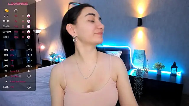 hannacheekss  online show from 01-14-25, 05:19